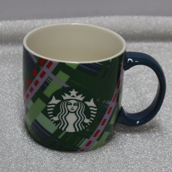 Starbucks 2020 Holiday Christmas Coffee Mug 18 oz - Picture 7 of 8